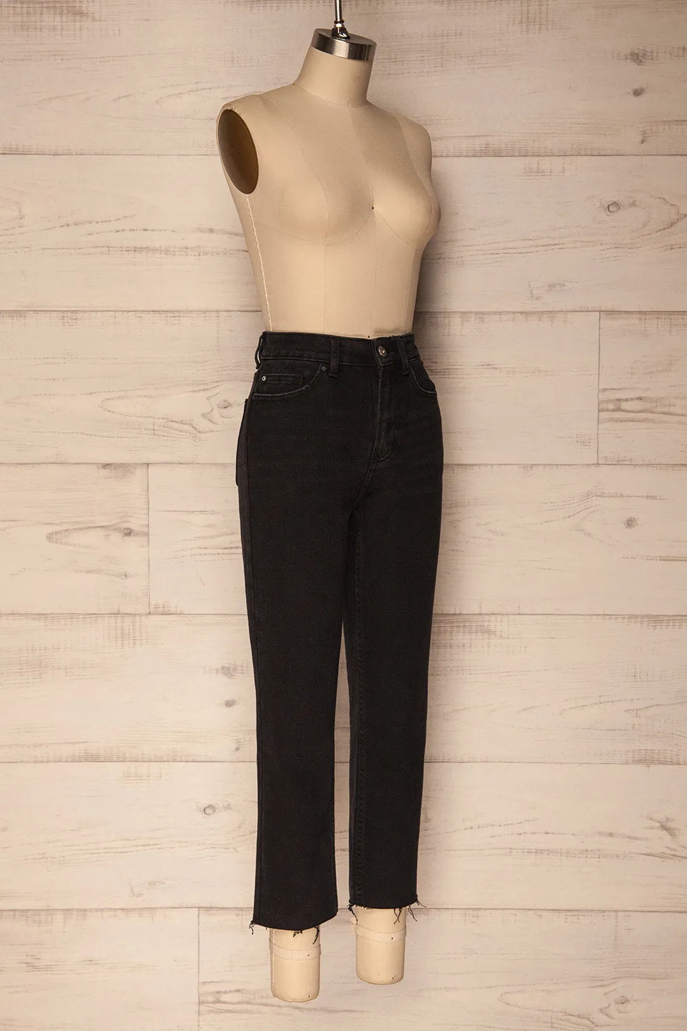 Acosse | Black Straight Leg Jeans