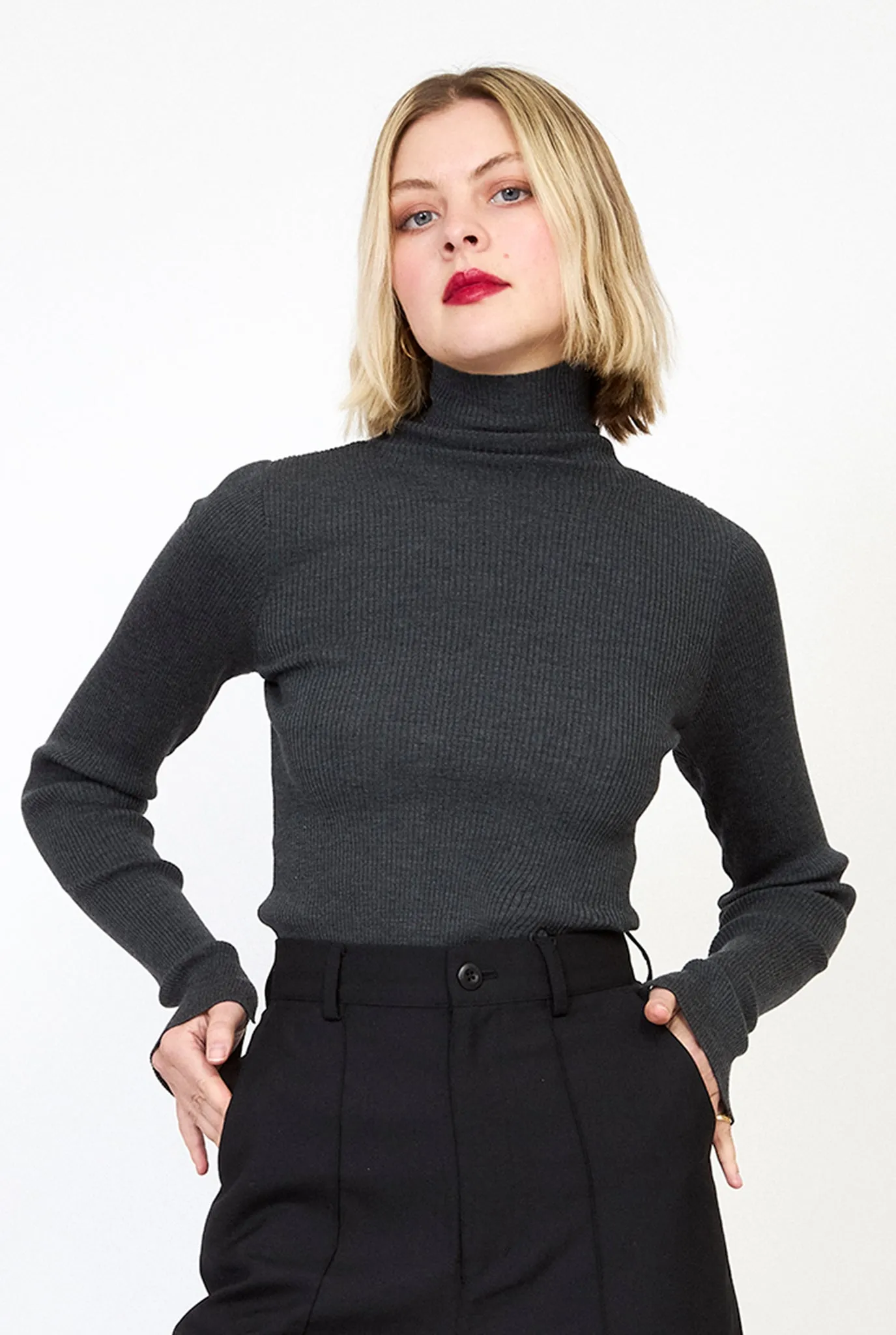 AURALEE Super Fine Wool Knit Turtle Neck