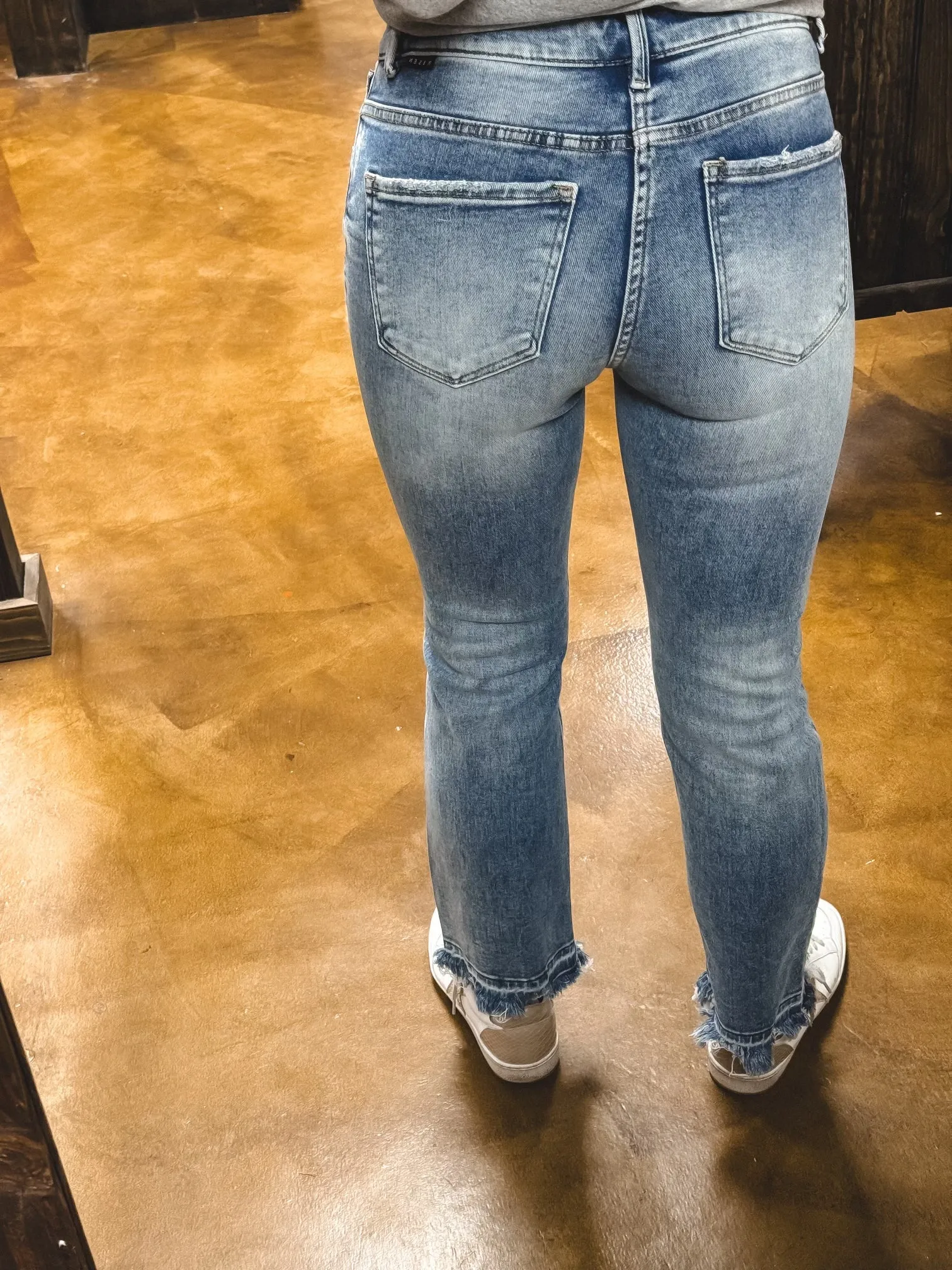 Bonnie Straight Leg Jeans