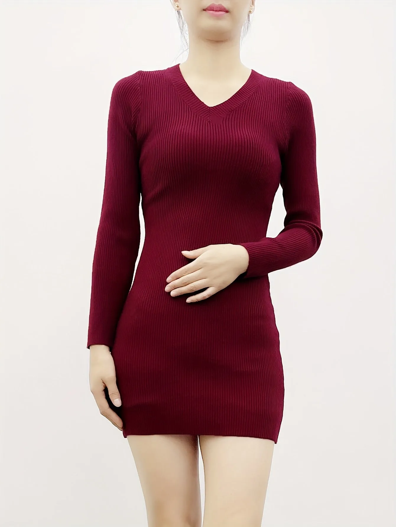 Chic Womens Solid Knit Bodycon Dress - V Neck, Long Sleeve, Winter Ready - Figure-Hugging & Stylish - Perfect for Fall & Winter Wardrobe