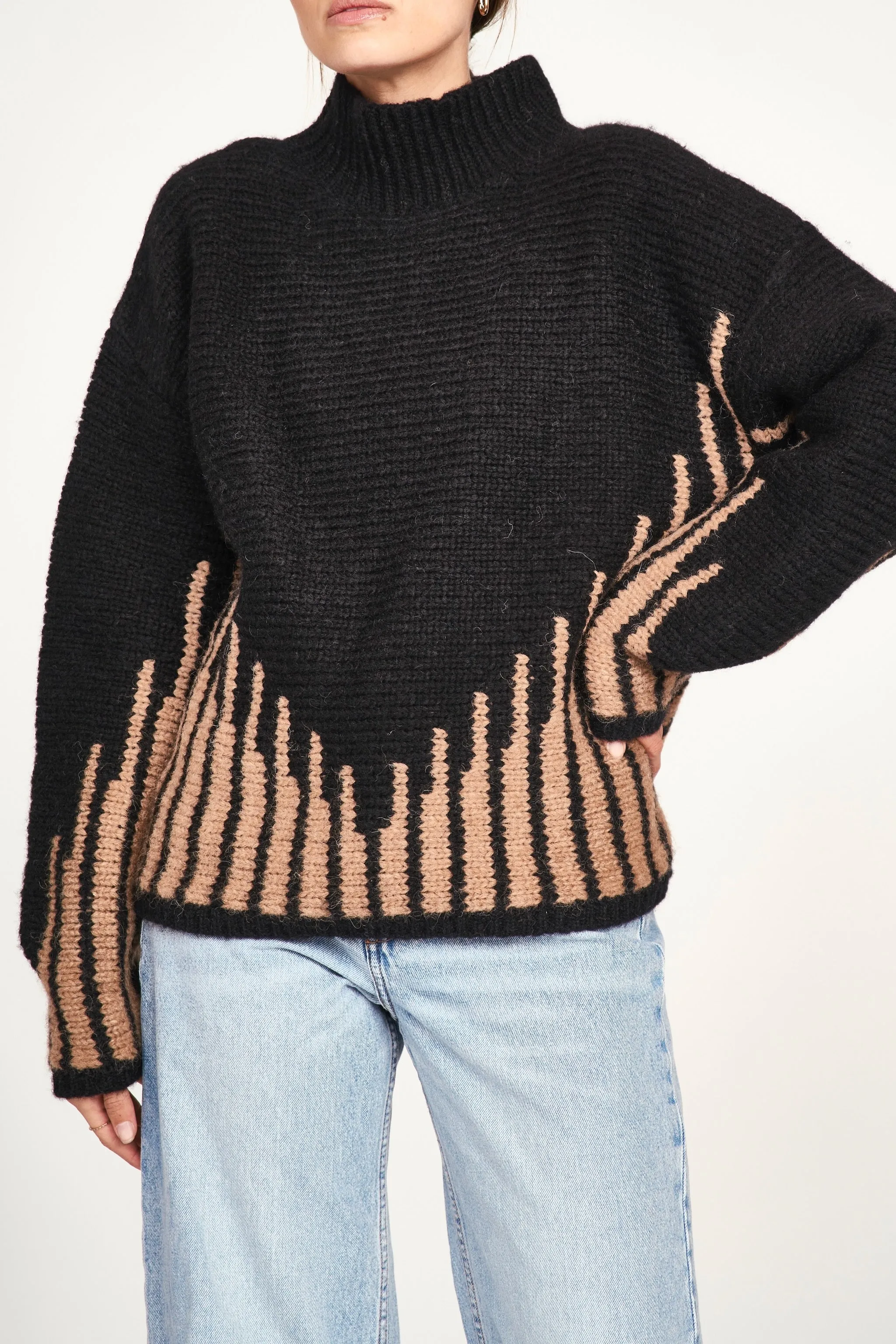 Highland Sweater in Black Ridge