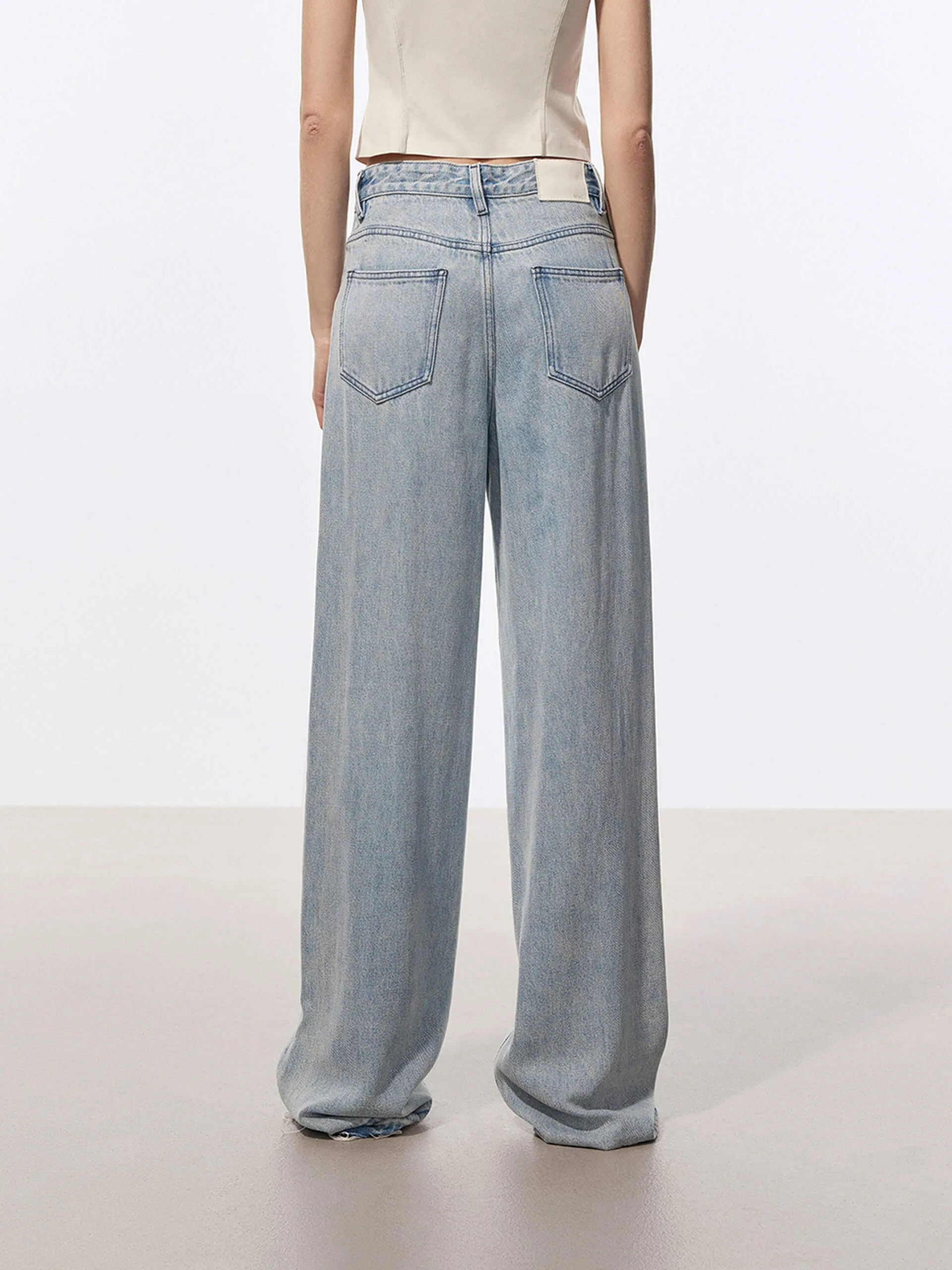 Straight Leg Comfy Jeans