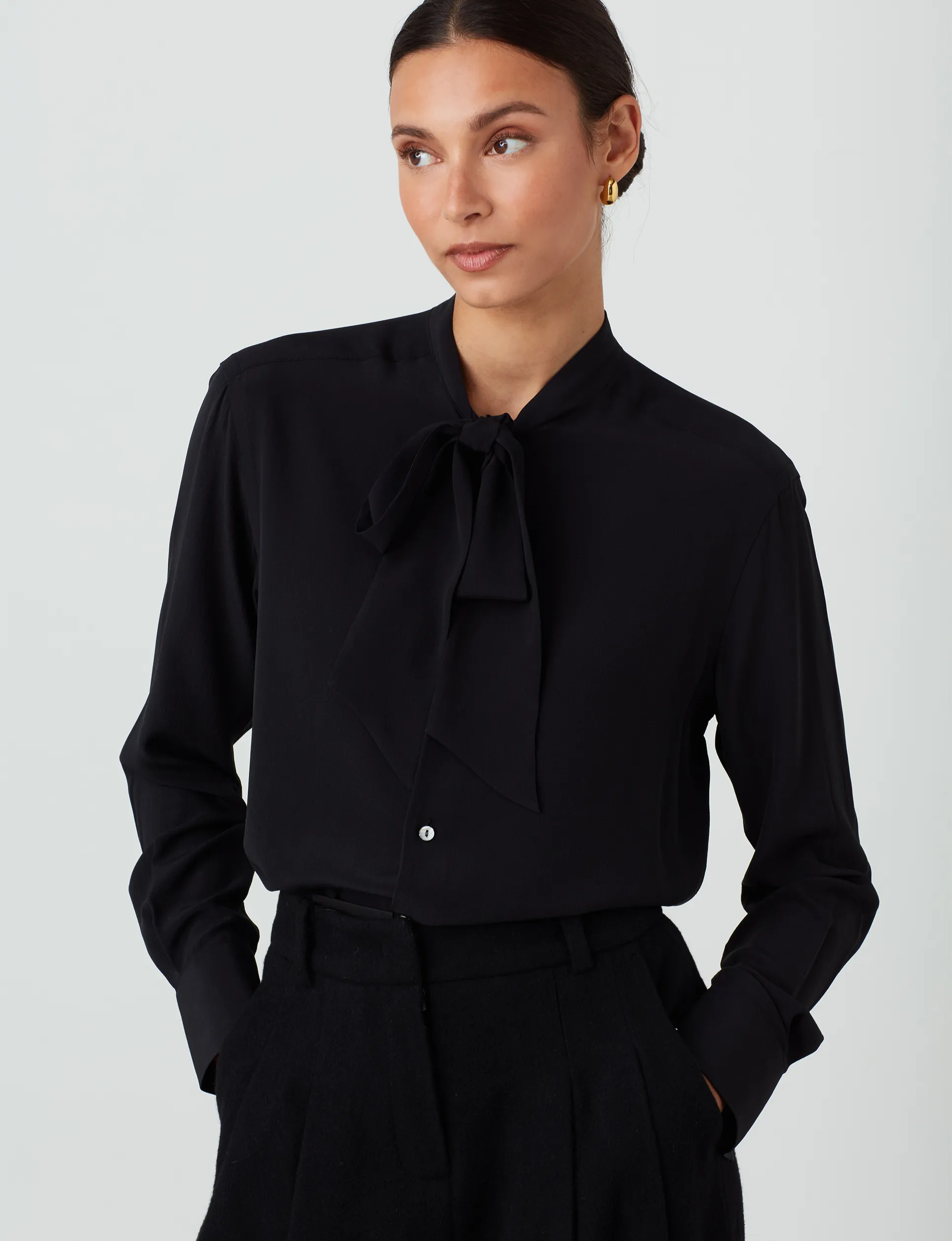 The Pussybow: Silk Crepe de Chine, Onyx