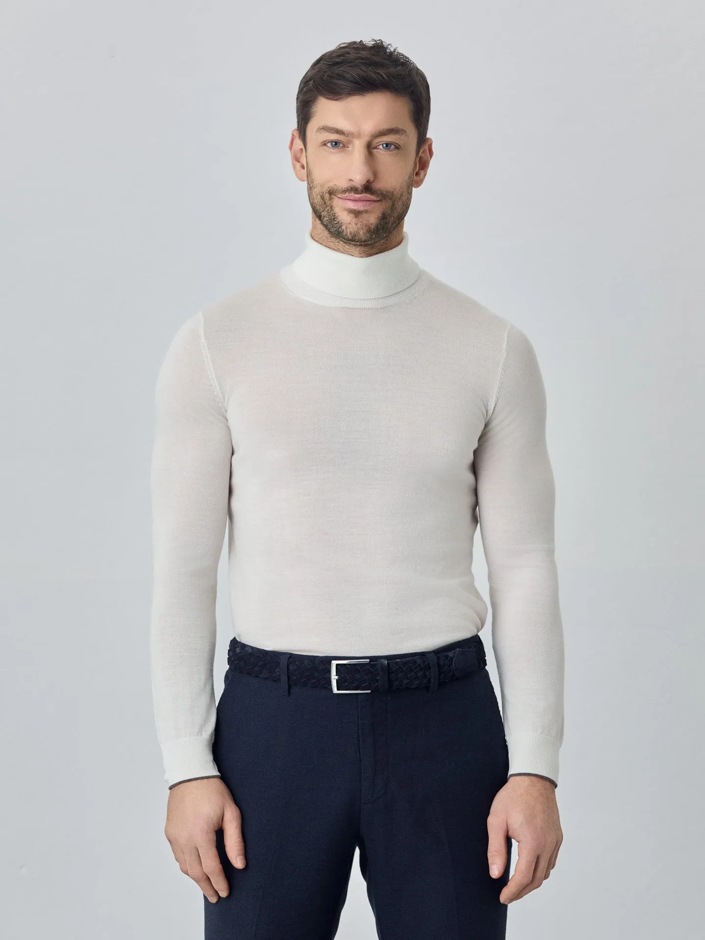 Turtleneck Sweater With Long Sleeves In Extra Fine Merino Wool